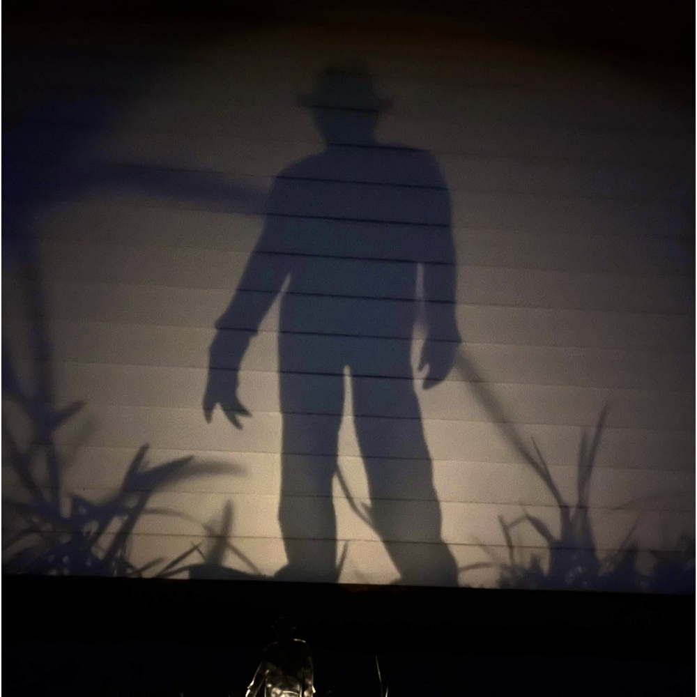 Horror silhouette yard decor